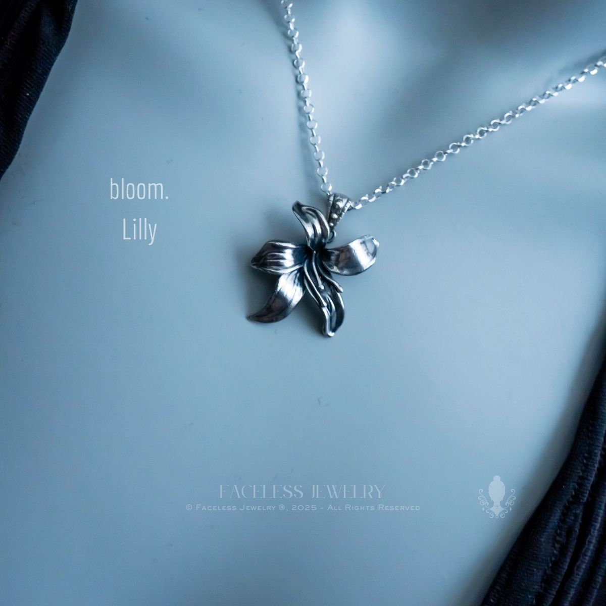 bloom. Lilly - A Sterling Silver Floral Pendant