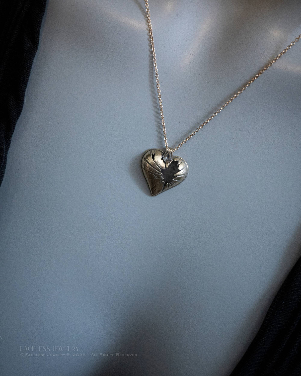 Pendentif Cœur Brisé Doré Éclats