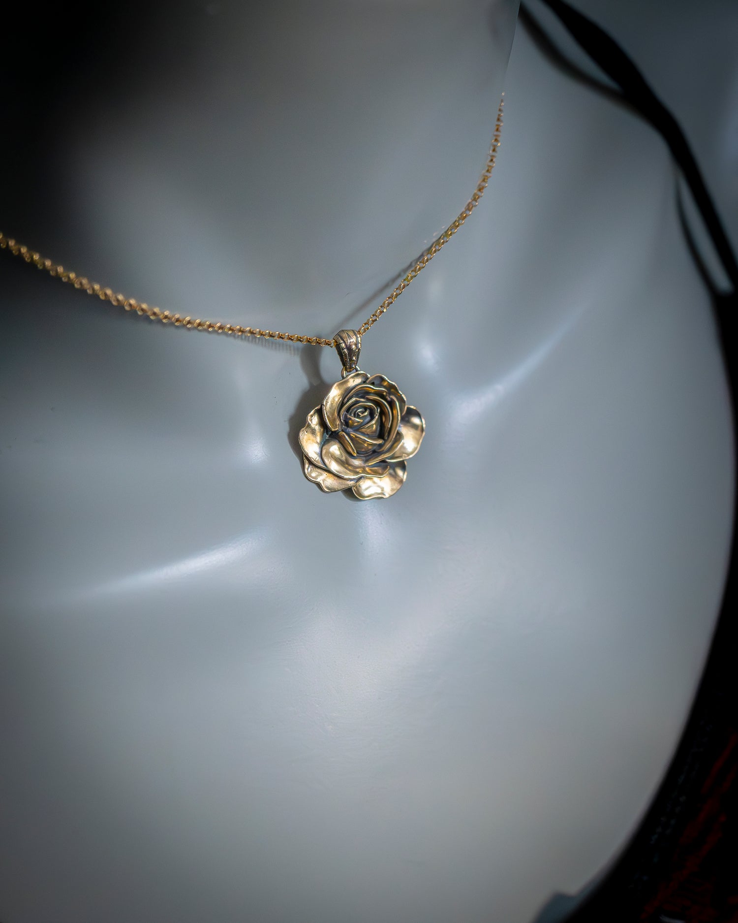 The Golden Rose – 14Kt Luxury Gold Pendant for Love &amp; Devotion