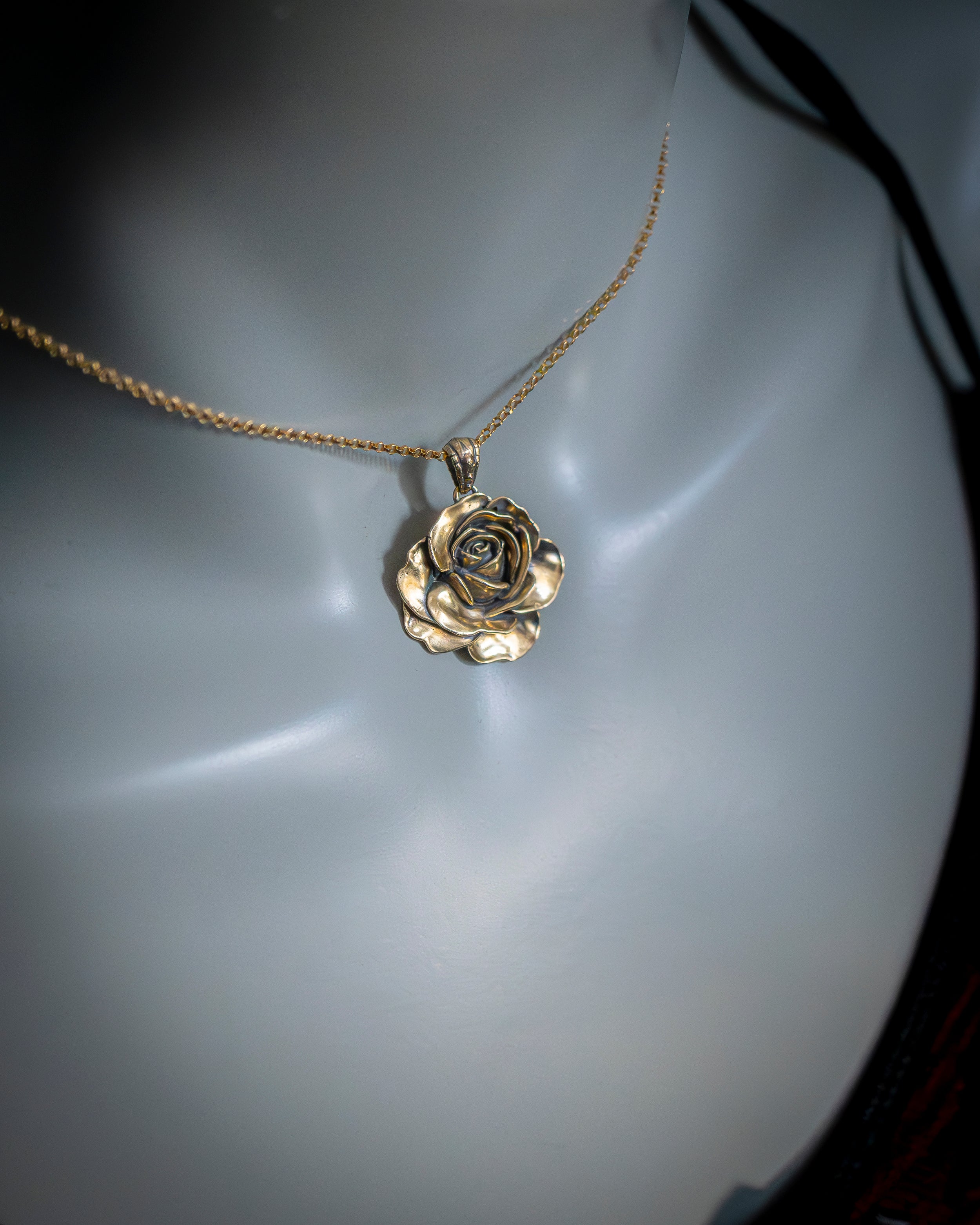 The Golden Rose – 14Kt Luxury Gold Pendant for Love &amp; Devotion