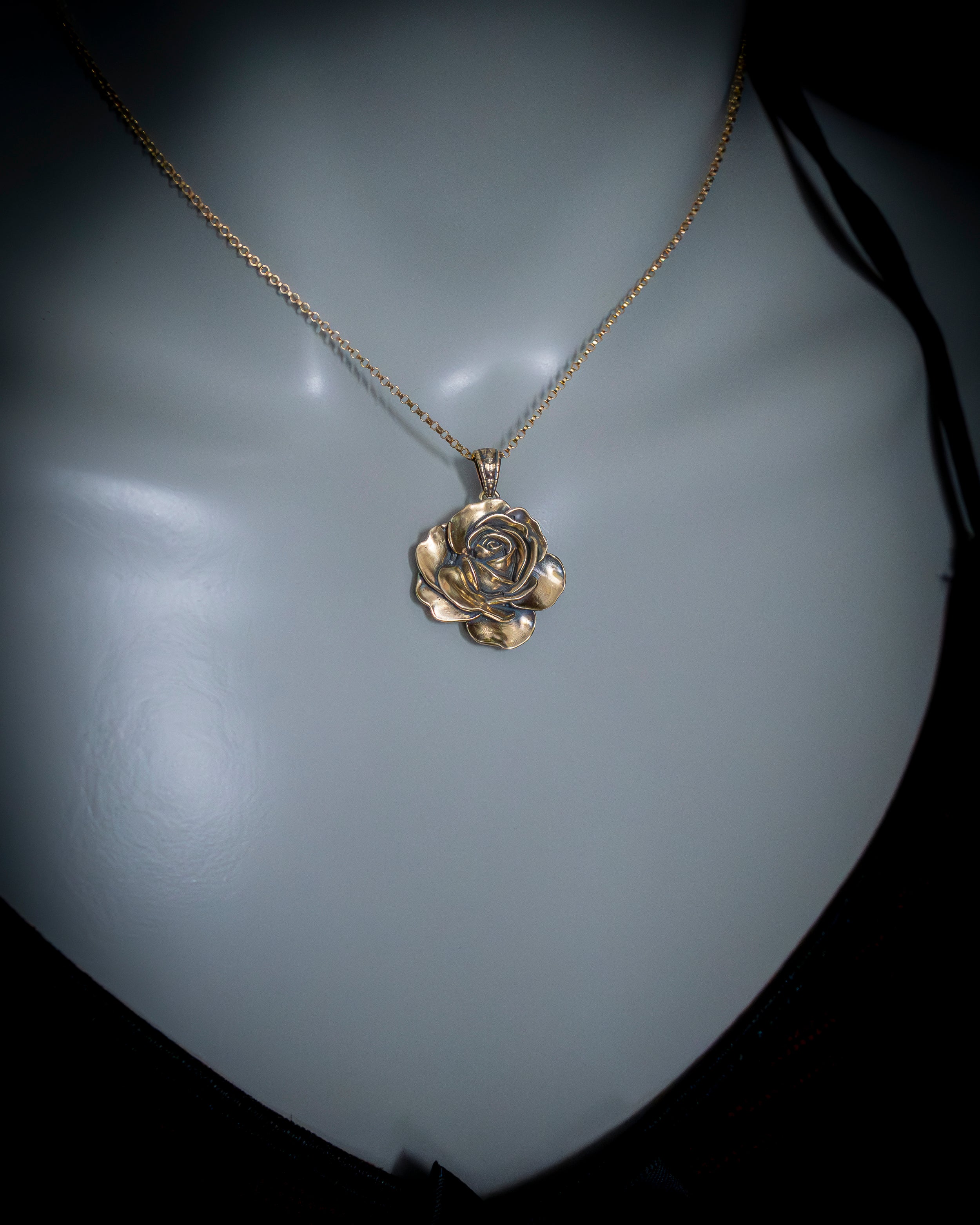 The Golden Rose – 14Kt Luxury Gold Pendant for Love &amp; Devotion