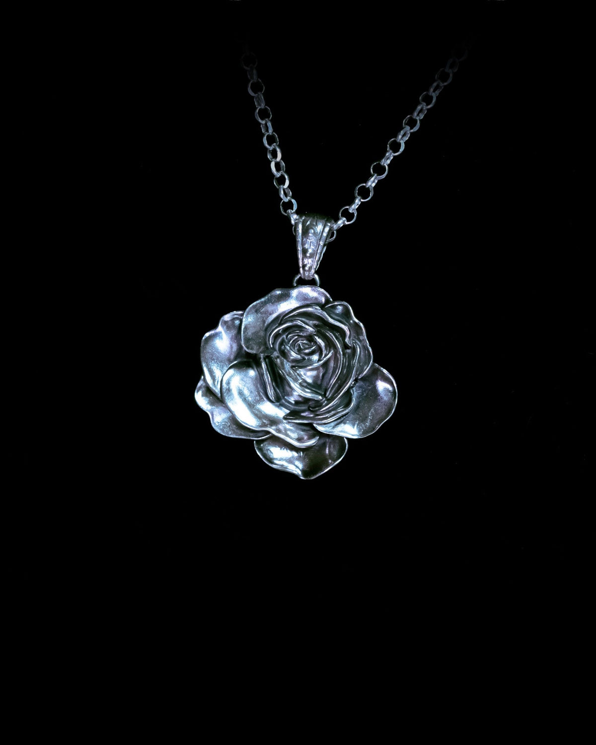 Dévotion - Pendentif rose en argent sterling
