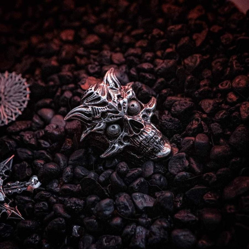 BioMetallic Skull - Faceless Jewelry - alternative and gothic dark jewelry - for the mysterious and fantastical - take it's beauty with you Rings