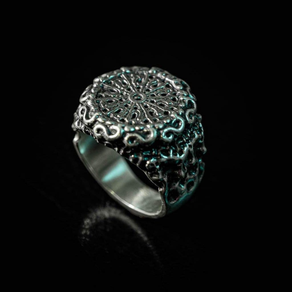 Cthulhu's Fury - Faceless Jewelry - alternative and gothic dark jewelry - for the mysterious and fantastical - take it's beauty with you Rings